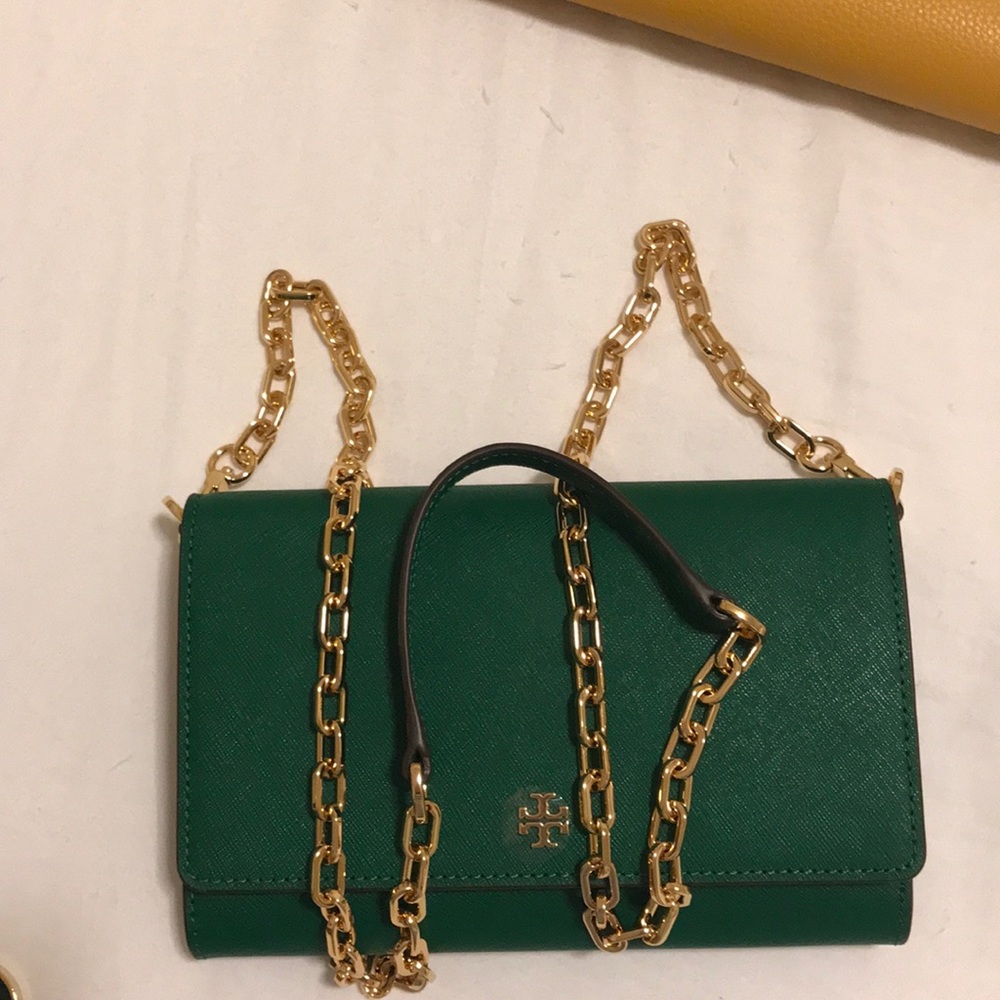 Emerson Chain Wallet